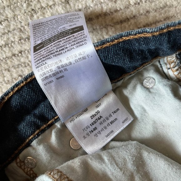Signature Levi Strauss Gold Jeans - Picture 4 of 4